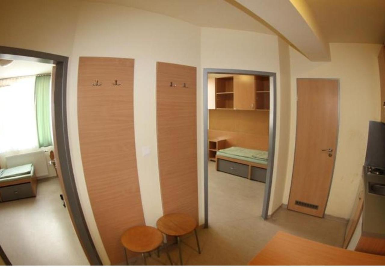 Urbannest Private