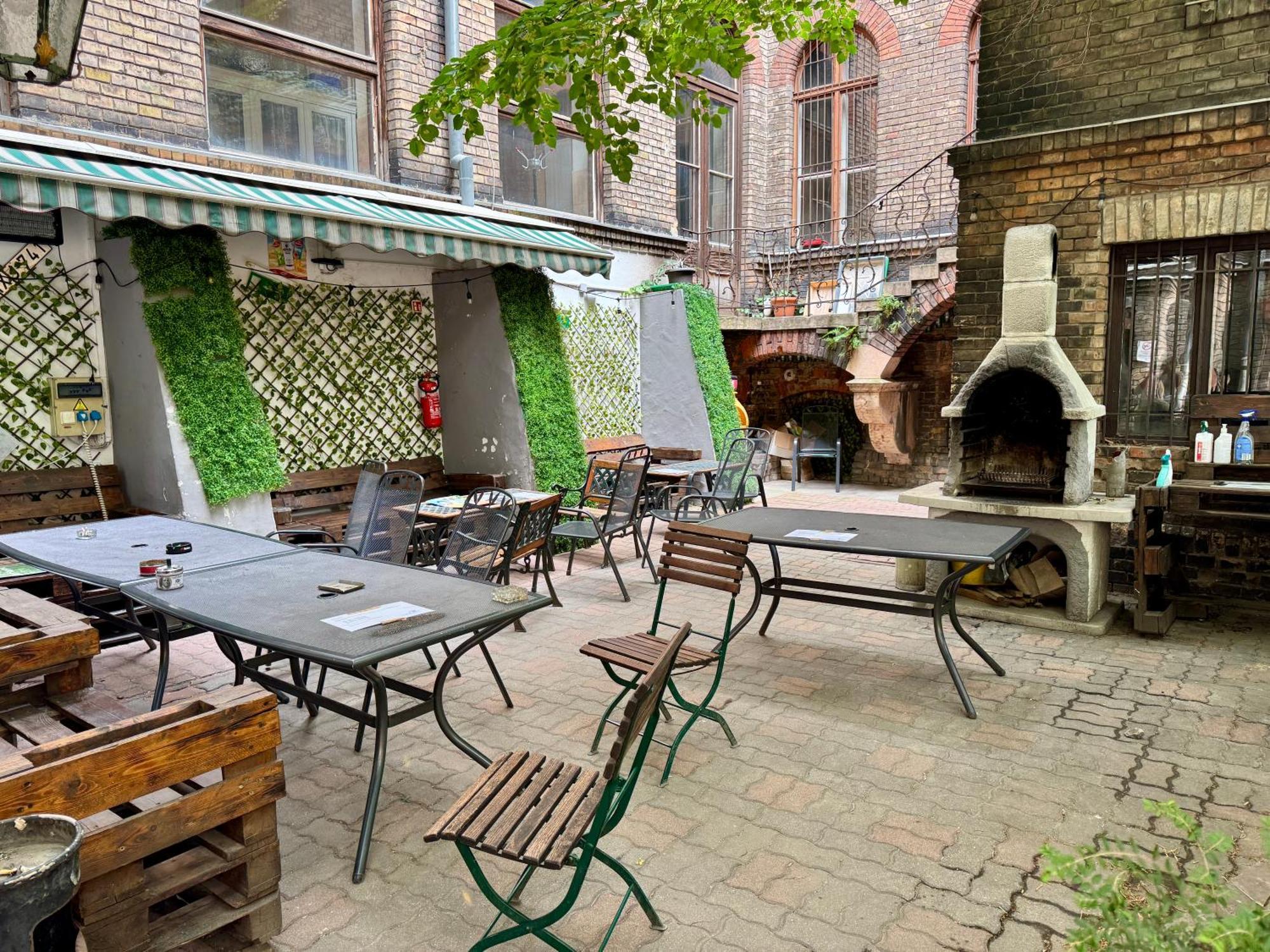 Hostel Urbannest Private *